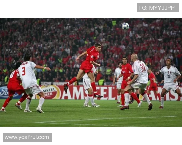 足球明星高清图片大全汇总展现各大球星风采与精彩瞬间