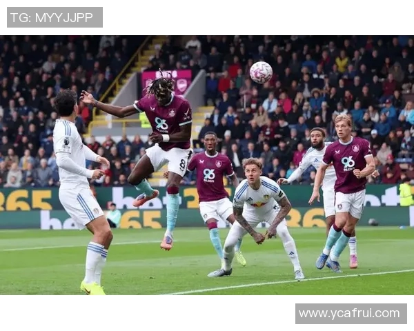 惠灵顿凤凰迎战西悉尼足球队争夺澳超联赛重要积分之战